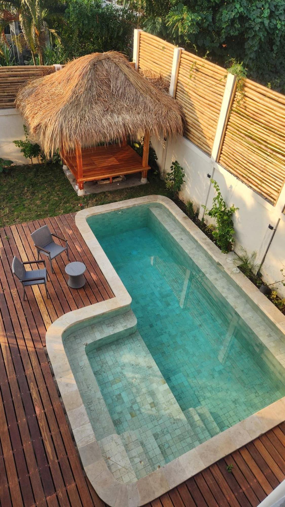 Markisa Villas - Private Pool Villas On ギリ・アイル エクステリア 写真
