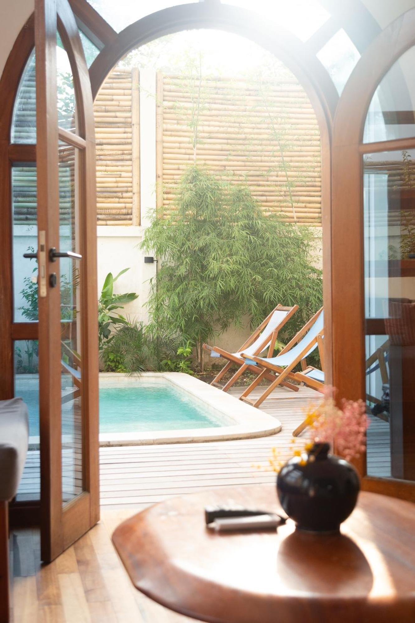 Markisa Villas - Private Pool Villas On ギリ・アイル エクステリア 写真
